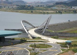 Pedestrian Bridge, Putrajaya, Malaysia